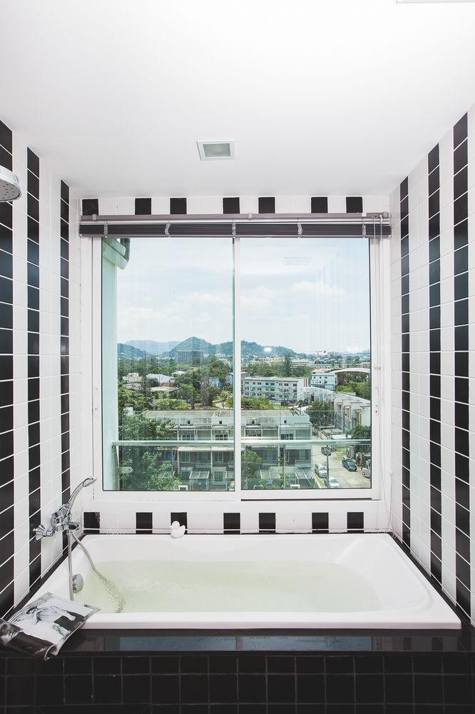 The Wide Condotel - Phuket Extérieur photo